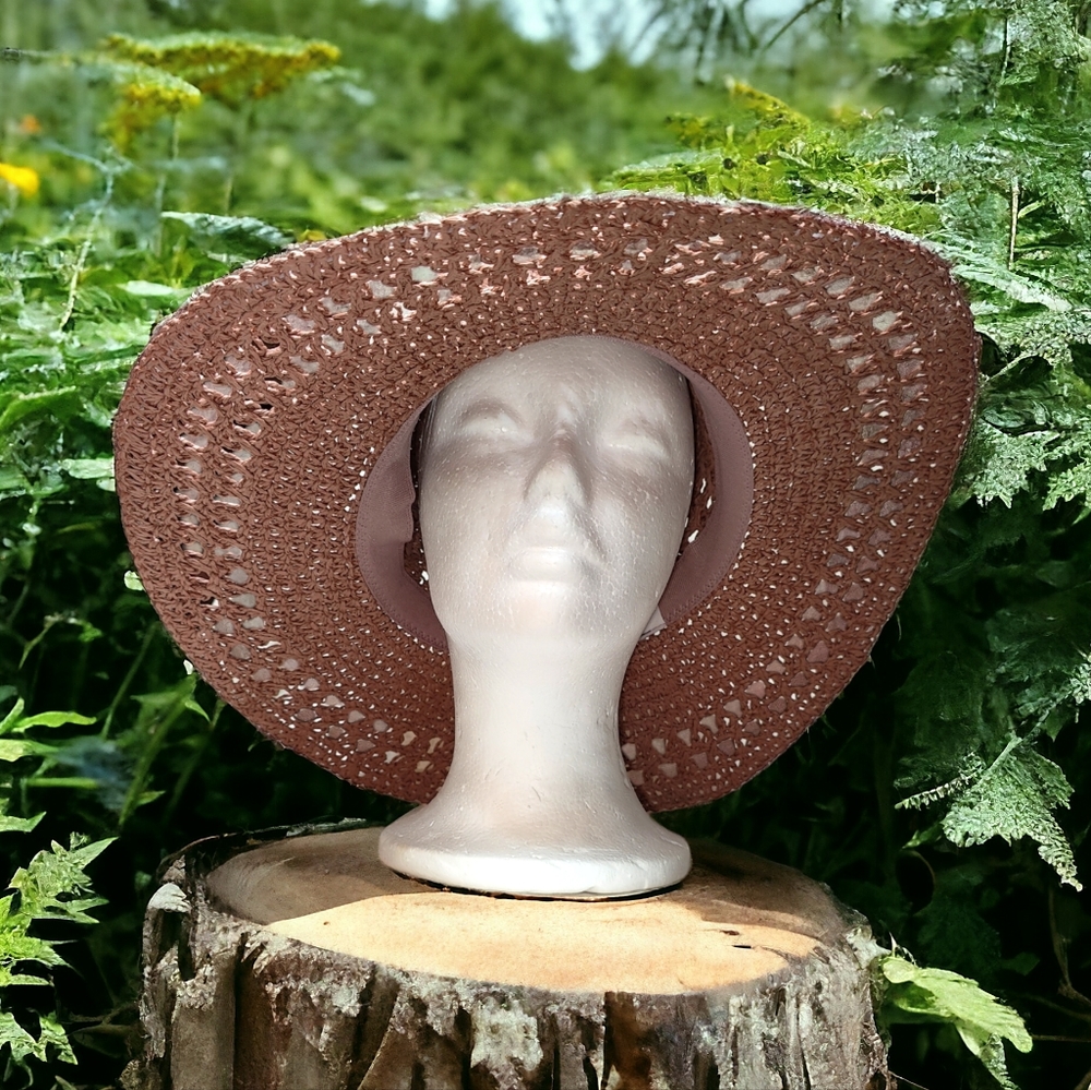 TIME and TRU Natural Open Weave Wide Brim Sunhat - Picture 6 of 12
